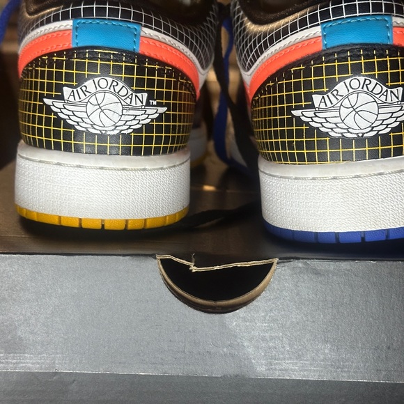 Jordan 1 low GRAPHICS - Picture 9 of 14